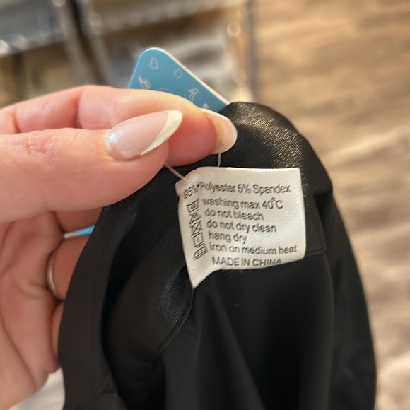 Black Women's Pajama Set - Picture 6 of 6